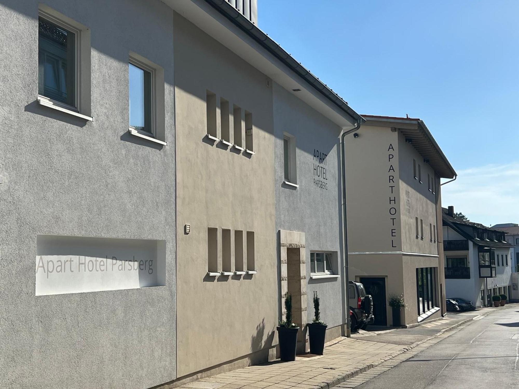 Aparthotel Parsberg Lferstl Екстер'єр фото